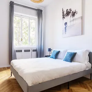 Hemeras Boutique Homes Luxury 4bdr Close To Duomo Milan